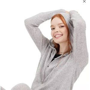 NWT Luxuriously soft Charter Club cashmere hoodie!